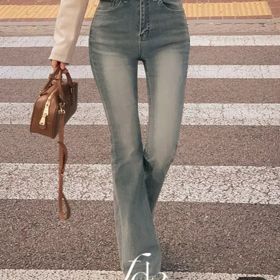 프롬데이원 Made)어텀 빈티지워싱 부츠컷 데님팬츠