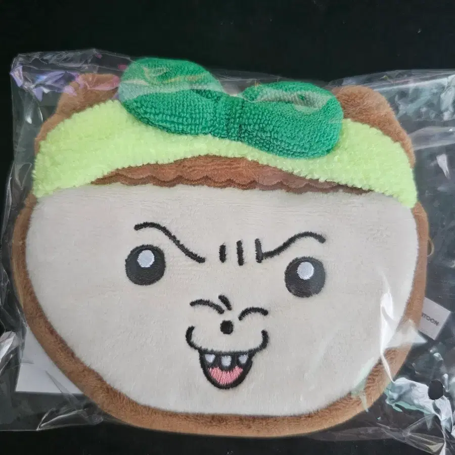 아크네스 마루는 강쥐 파우치