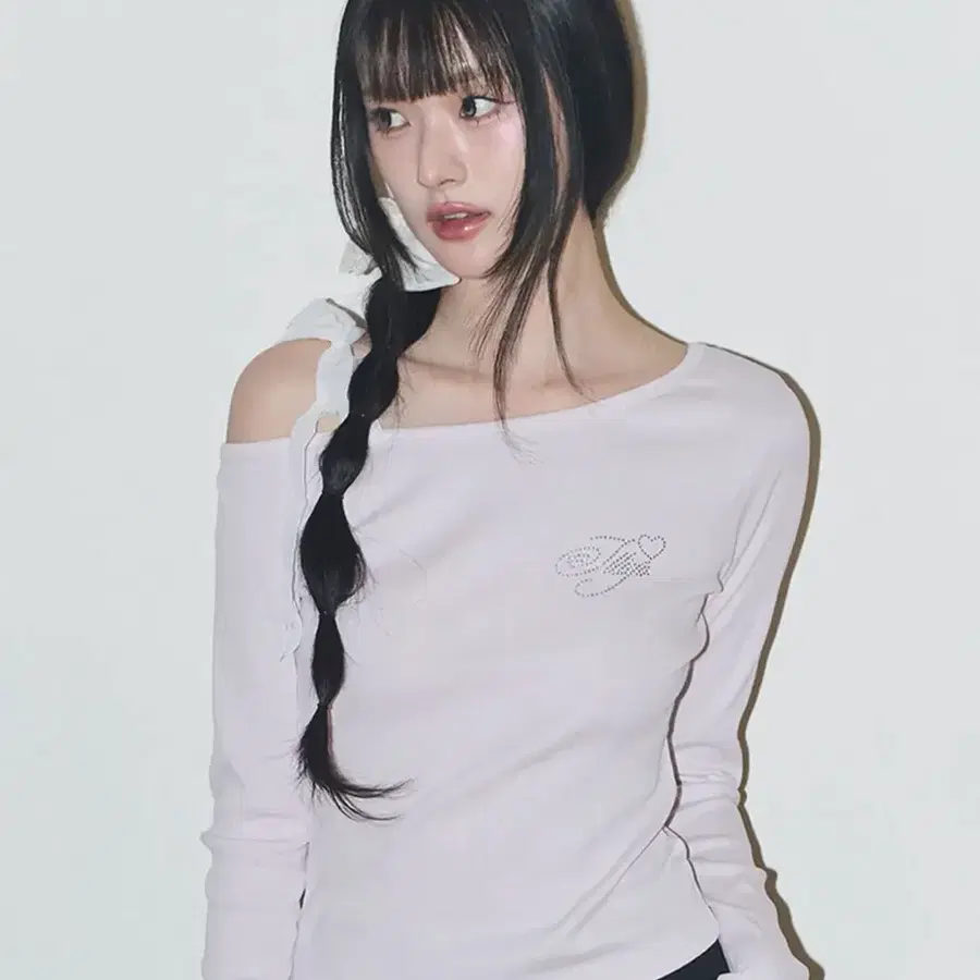 일리고 시어 원숄더 롱슬리브 핑크