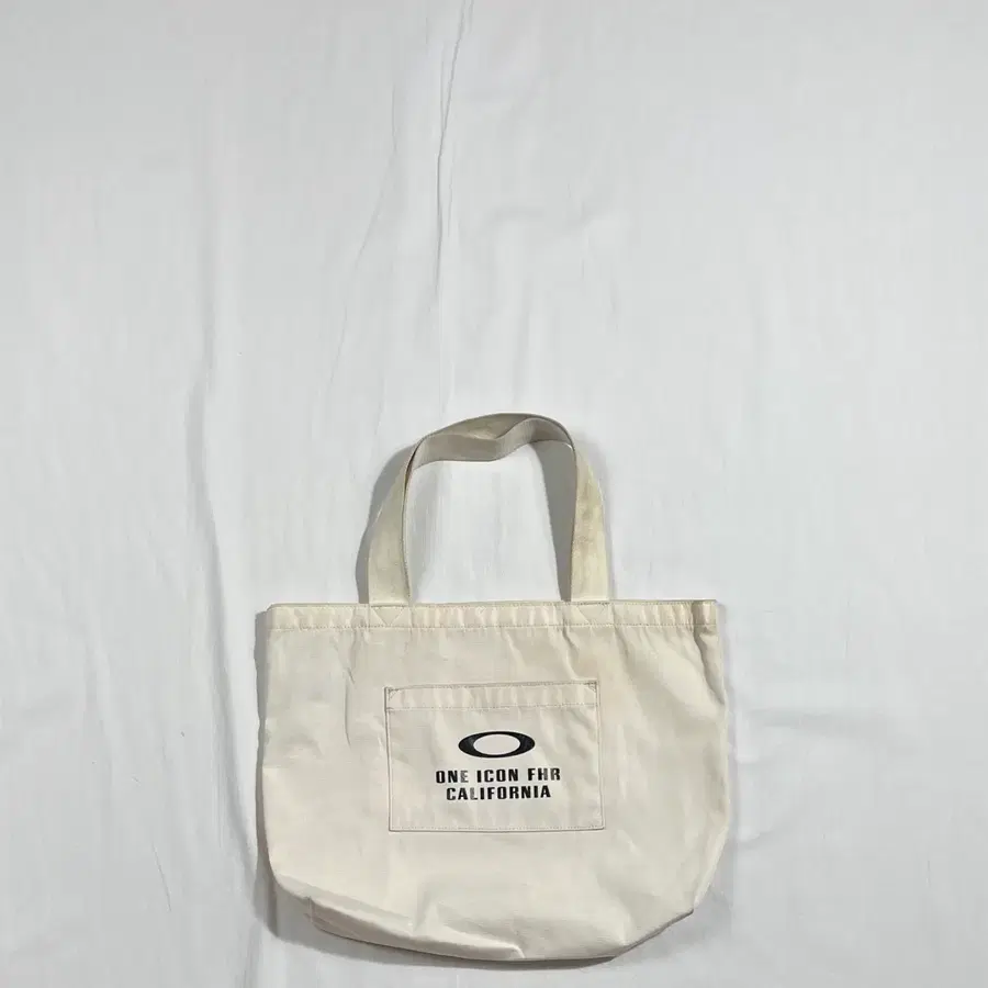오클리 oakley 로고 토트백 가방