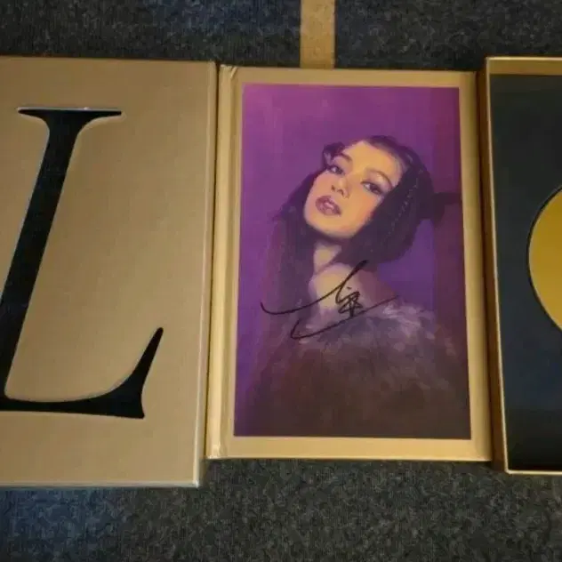 블랙핑크 리사 친필 싸인 앨범 사인 BLACKPINK LISA SIGN 지수 제니 로제