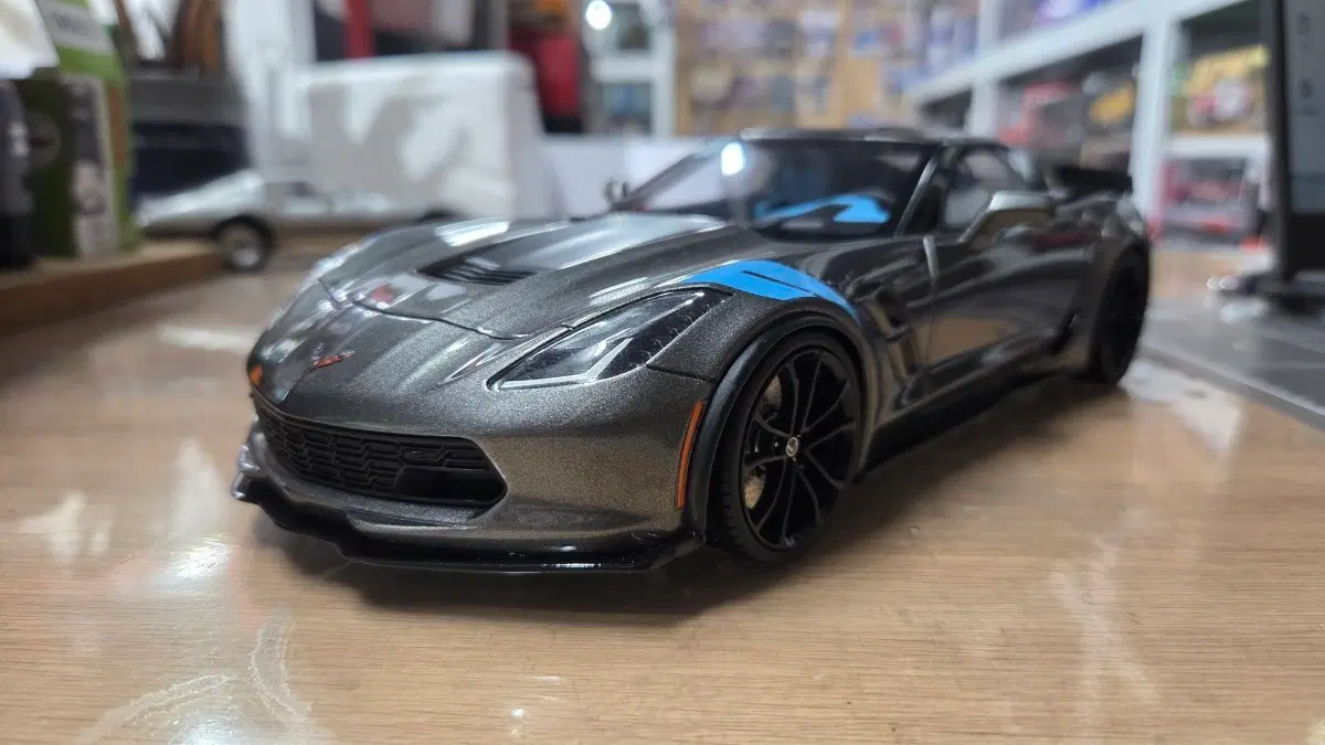 1:18 지티스피릿 콜벳 c7