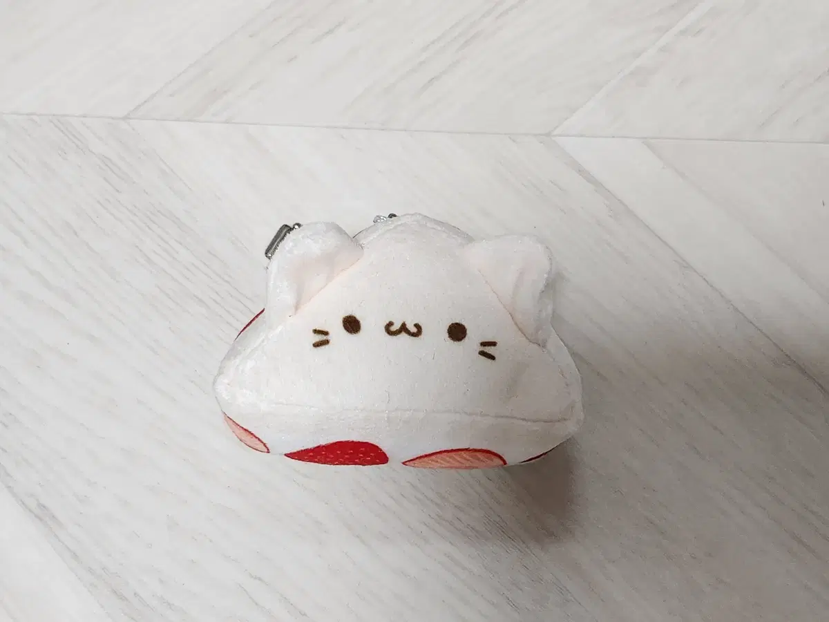 냥드위치 누이구루미 딸기 샌드위치