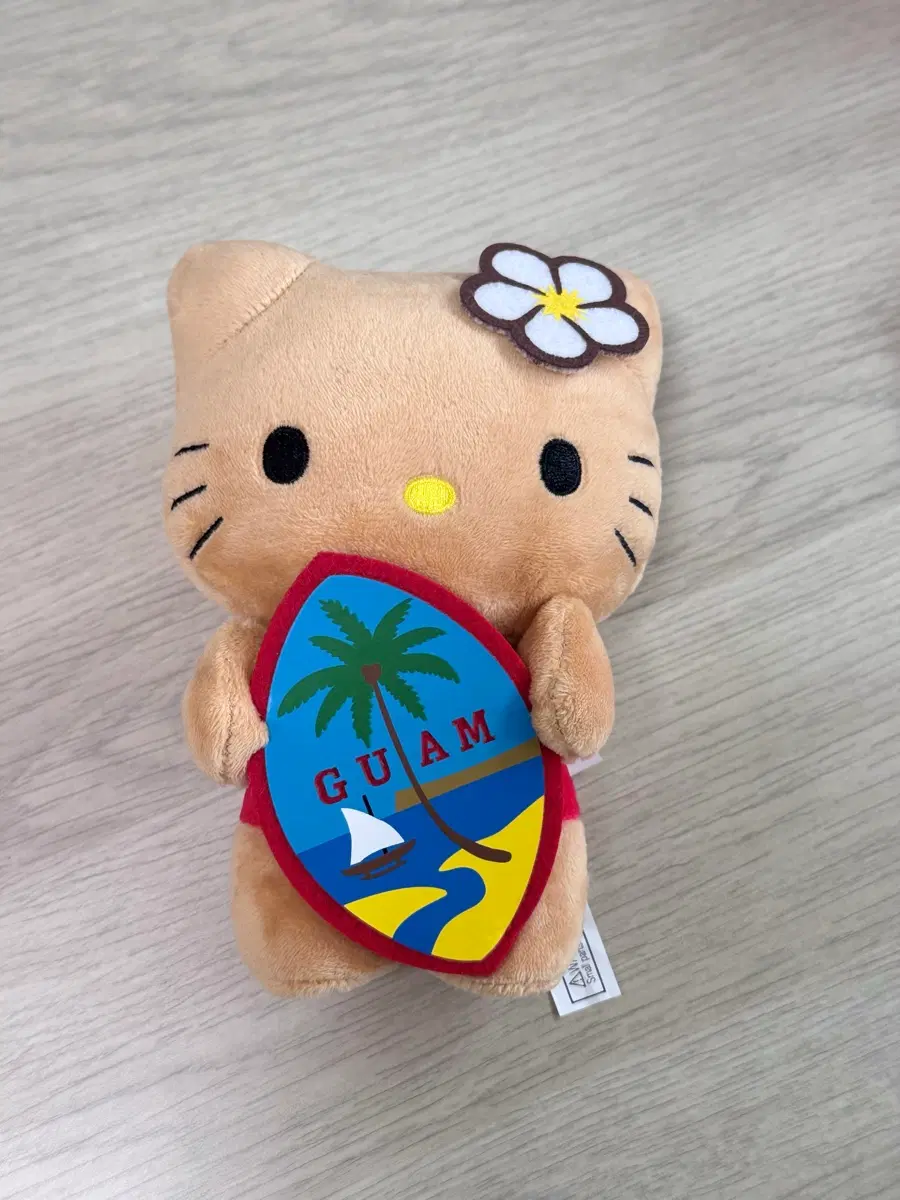 괌 태닝키티 인형
