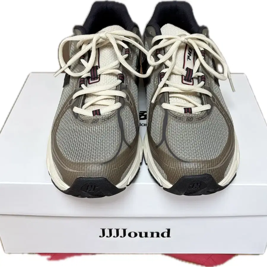 자운드 뉴발란스740 size <285>
