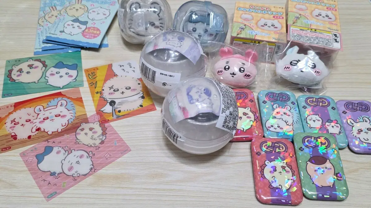 먼작귀 치이카와 가챠 굿즈