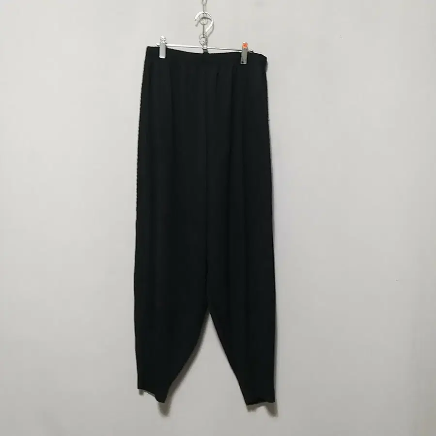 사44 플리츠바지