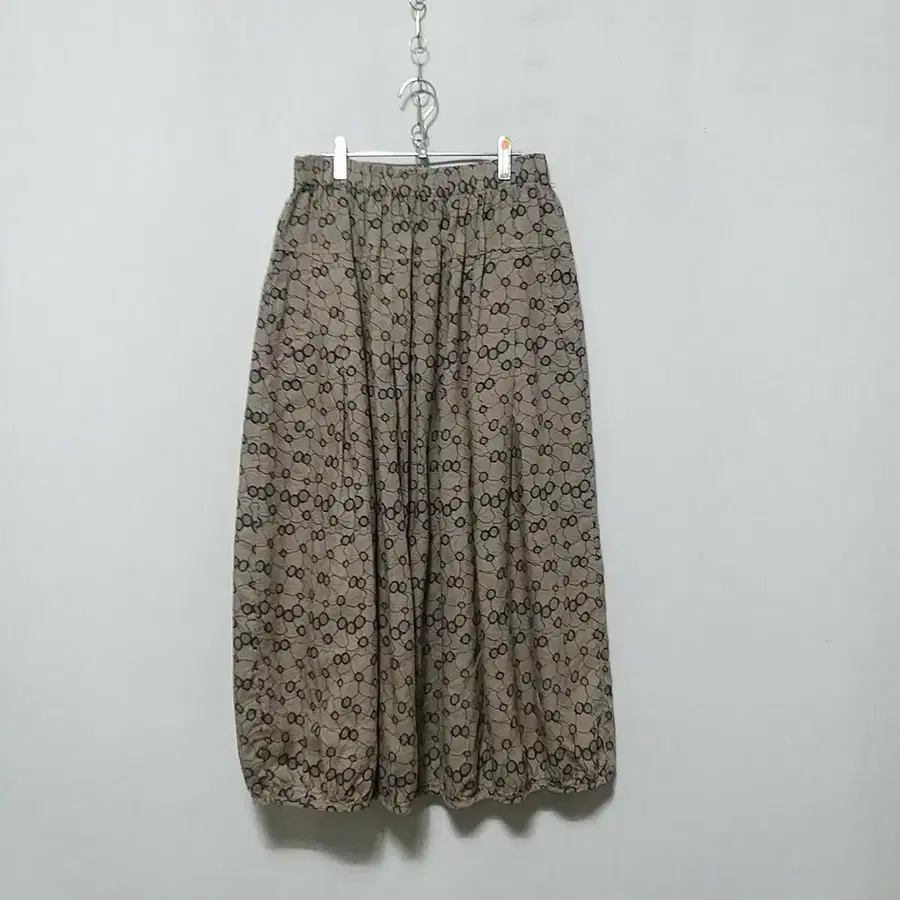 사61 롱스커트