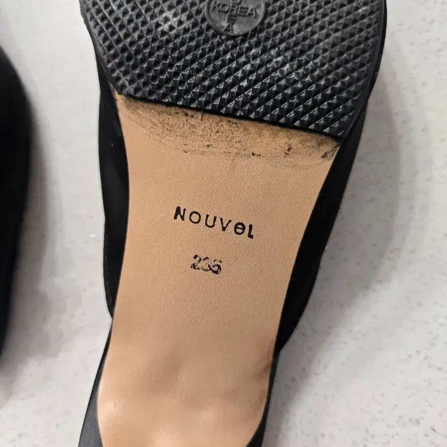 NOUVEL 235 뮬