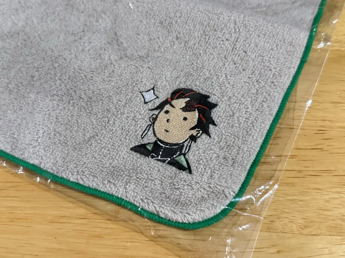 점프샵 탄지로 자수 손수건