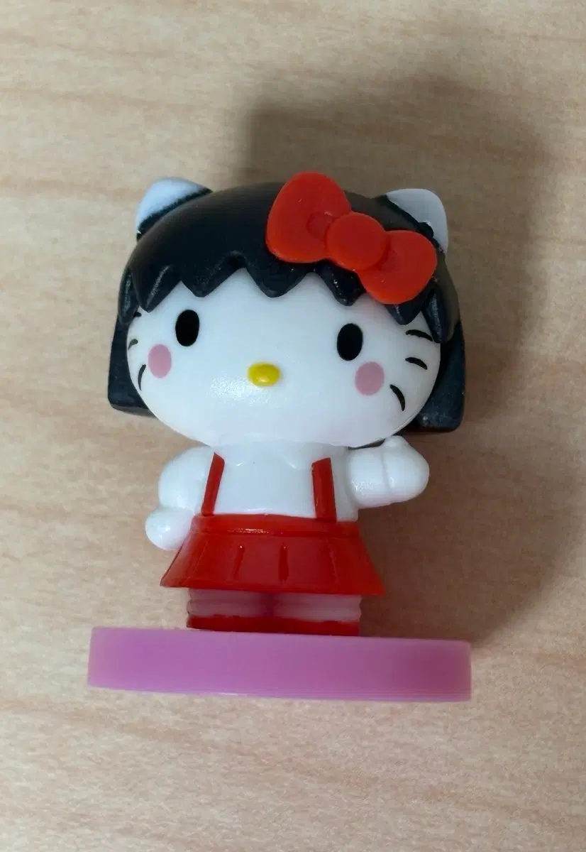 산리오 헬로키티 마루코 초코에그