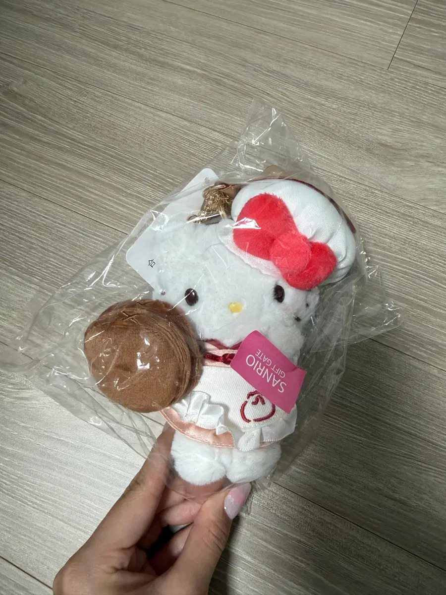 상하이 한정 만두 키티 산리오