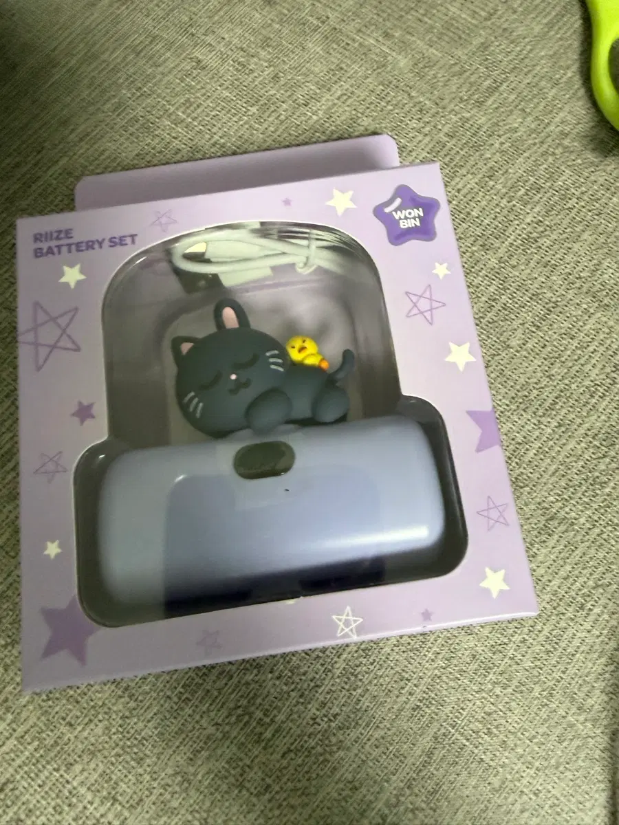 라이즈 토냥덕 보조배터리