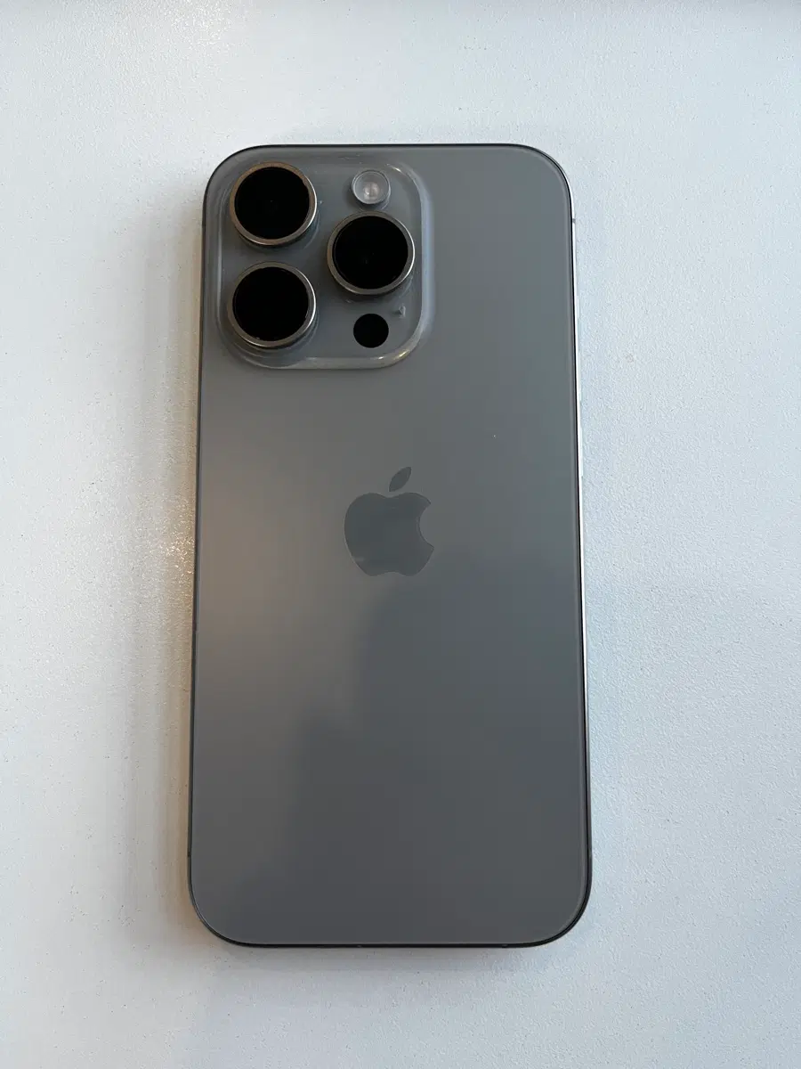 애플 아이폰 15프로 네츄럴티타늄 256GB