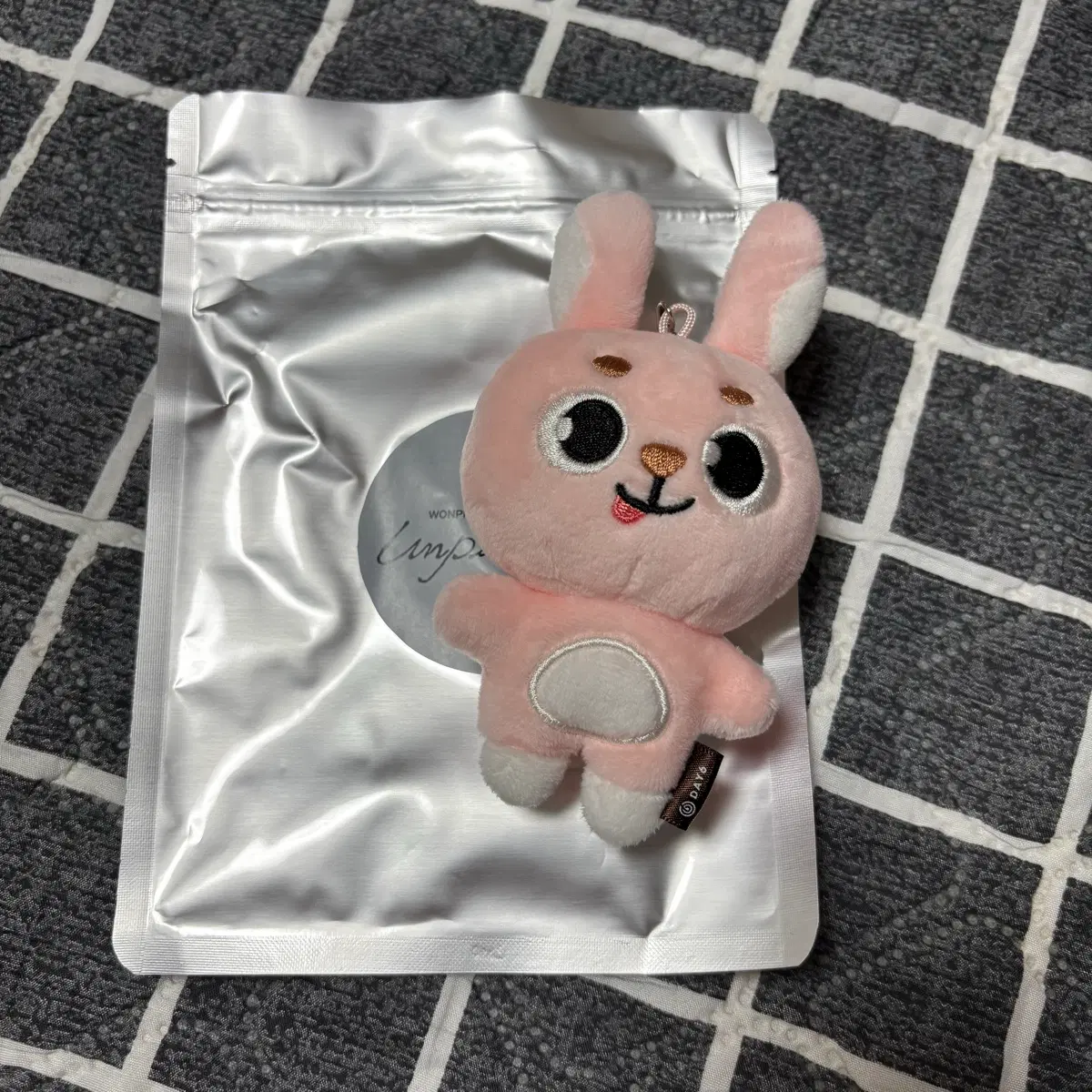 데이식스 데니멀즈 메롱필 판매