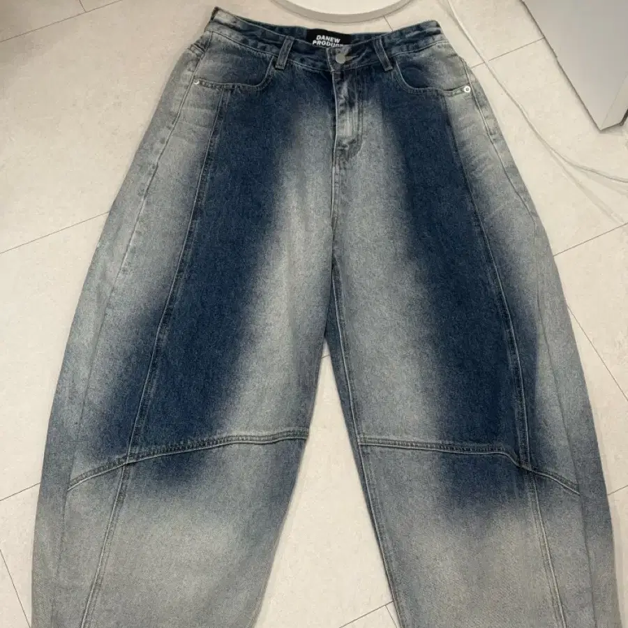 프리미엄 고퀄리티 빈티지 워싱 벌룬 와이드 데님 팬츠 (네고 가능)