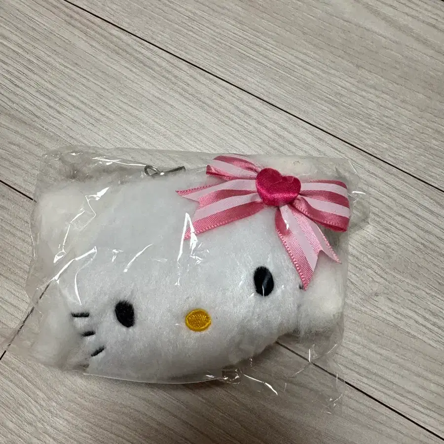 모레모 챠미키티 키링 미니파우치