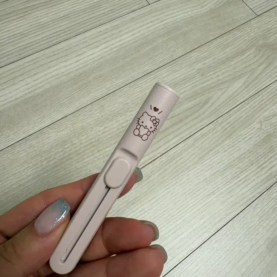 필리밀리 헬로키티 눈썹 칼