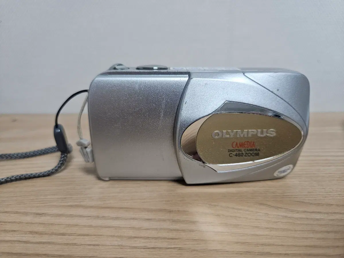 올림푸스 카메디아 c-460