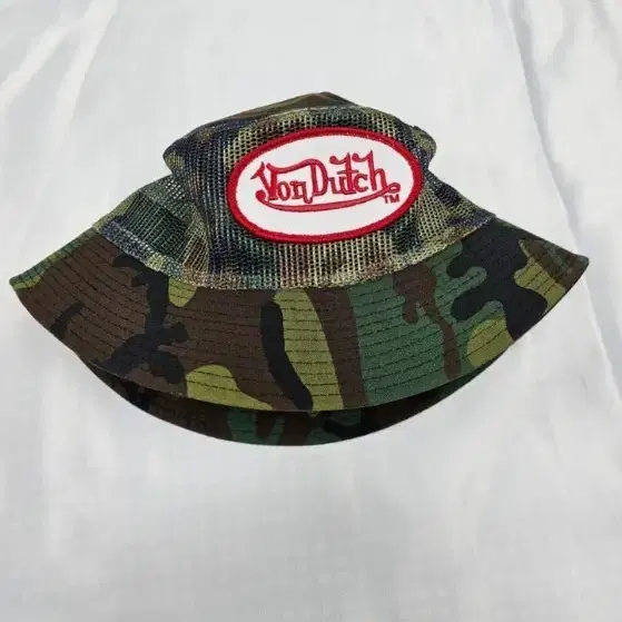 본더치카모버킷햇