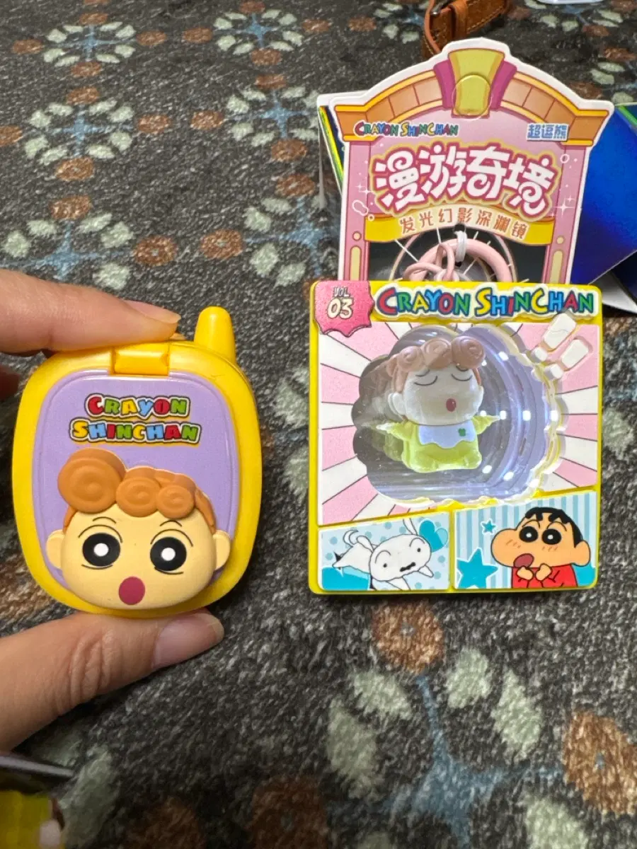 짱구는못말려 짱아 게임기, 키링 세트