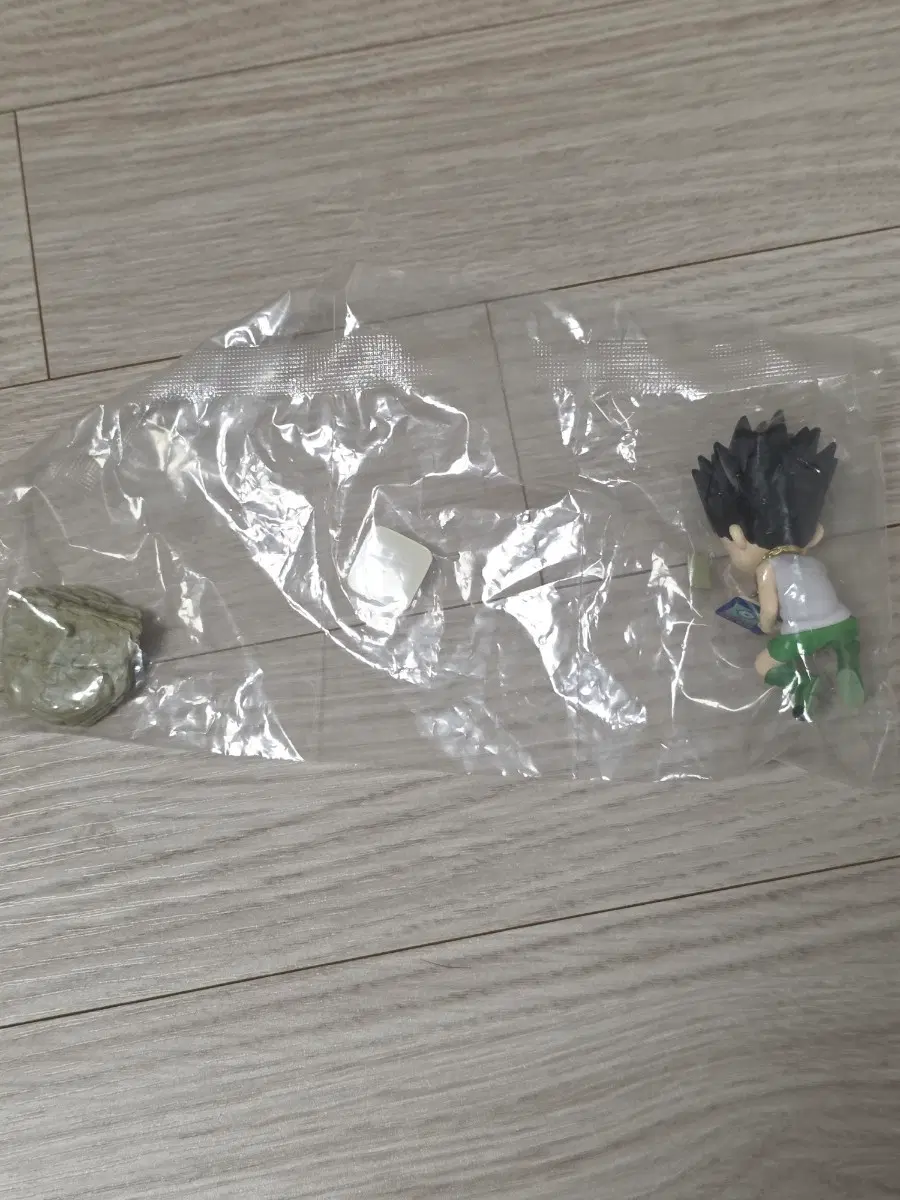 헌터x헌터 곤 피규어