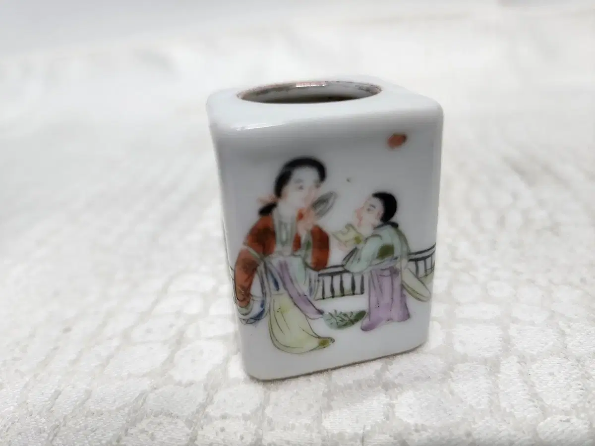 중국도자기 백자 색채 필세 서예도구 연적 붓글씨