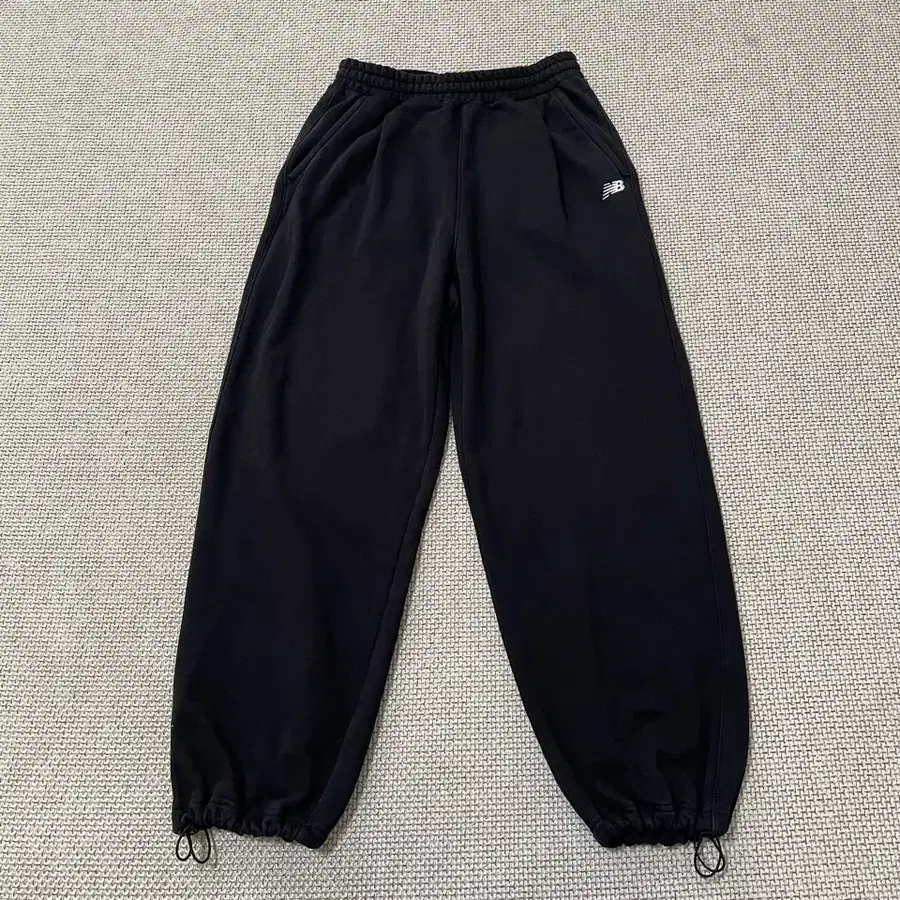 M 뉴발란스 트레이닝 조거팬츠 24SS B.6313