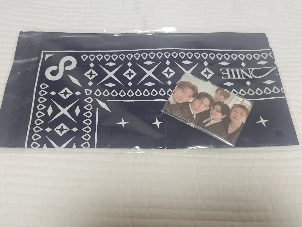 인피니트 무한대집회 첫공 입장기프트 반다나 + 포카