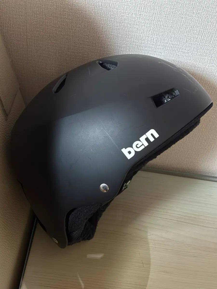 bern 헬멧 블랙