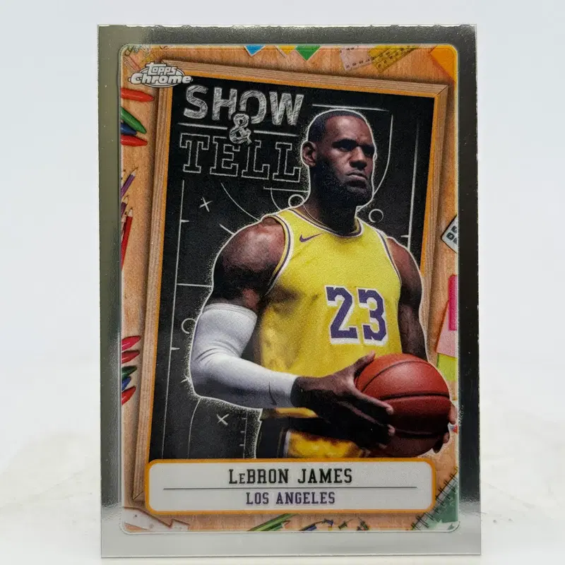 LA 레이커스 르브론 제임스 SHOW & TELL 2025 TOPPS