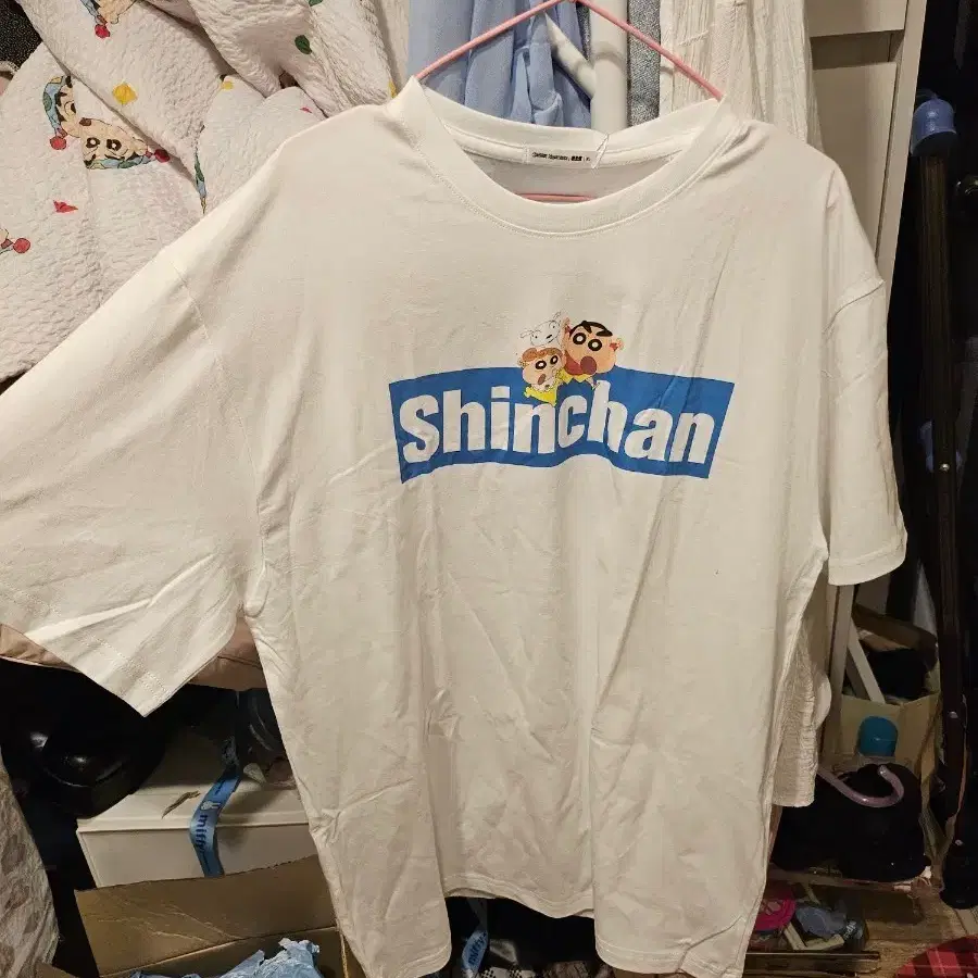 짱구는못말려 신짱 흰색 반팔 티셔츠새거