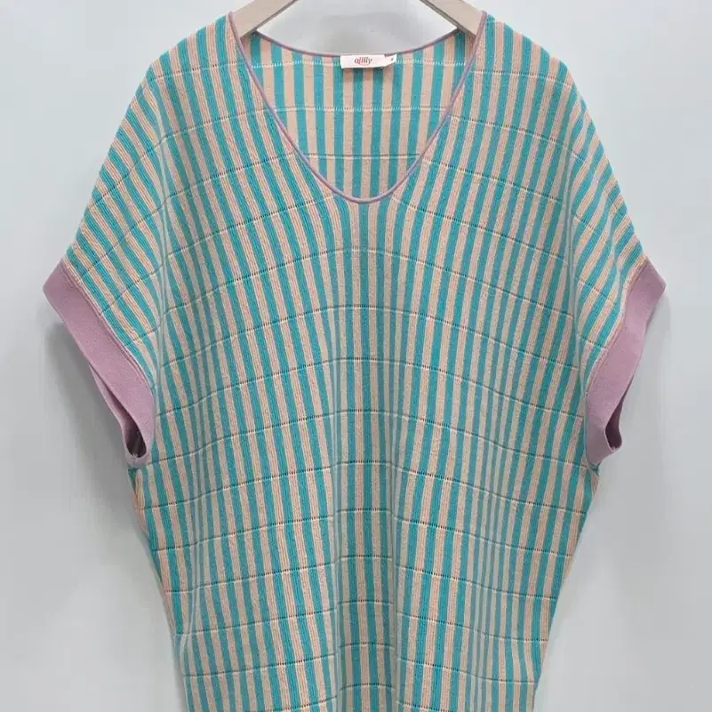 오일릴리 oilily 25SS 킥스타트 스트라이프 니트 탑 M