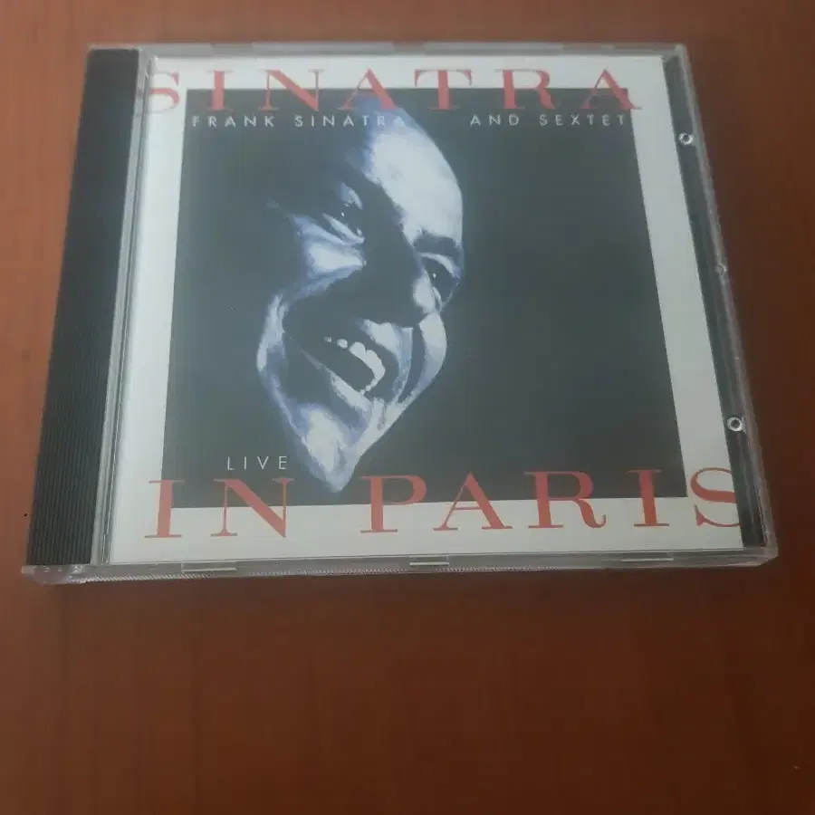 JazzCd 재즈보컬 Frank Sinatra and Sextet Live in Paris 재즈씨디 재즈시디 수입cd