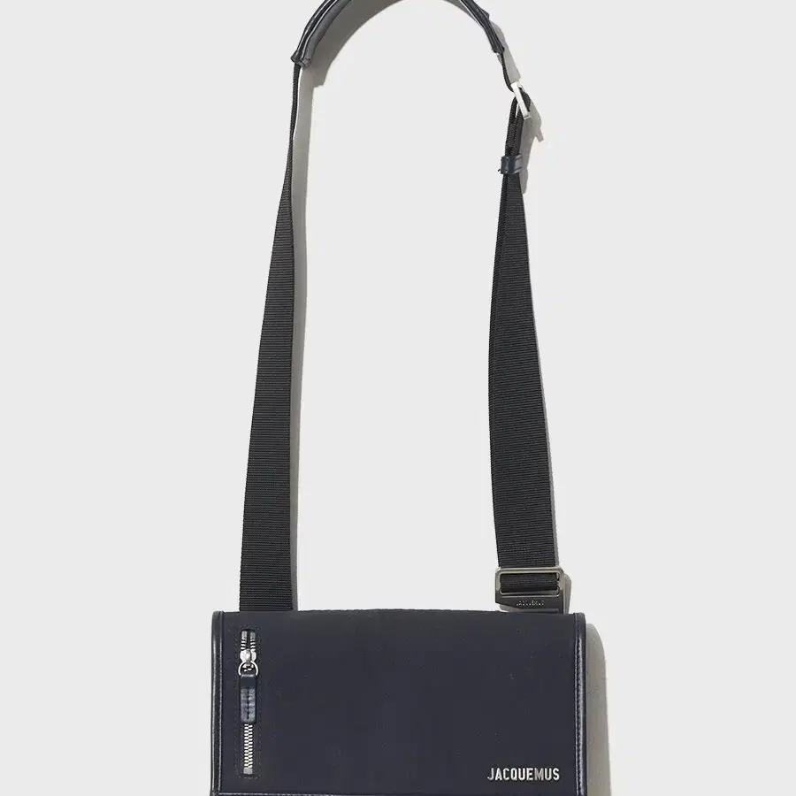 JACQUEMUS shoulder bag