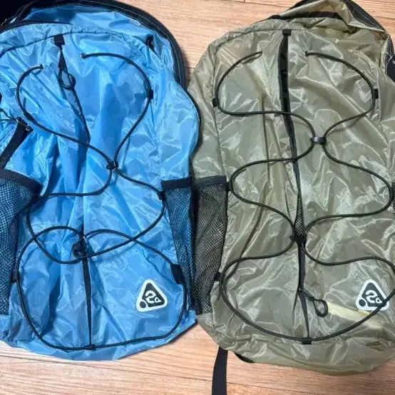 하이산 초경량 백팩 글로시 아쿠아