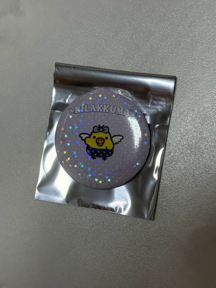 리락쿠마 엔젤 캔뱃지 키이로이토리 돼병이