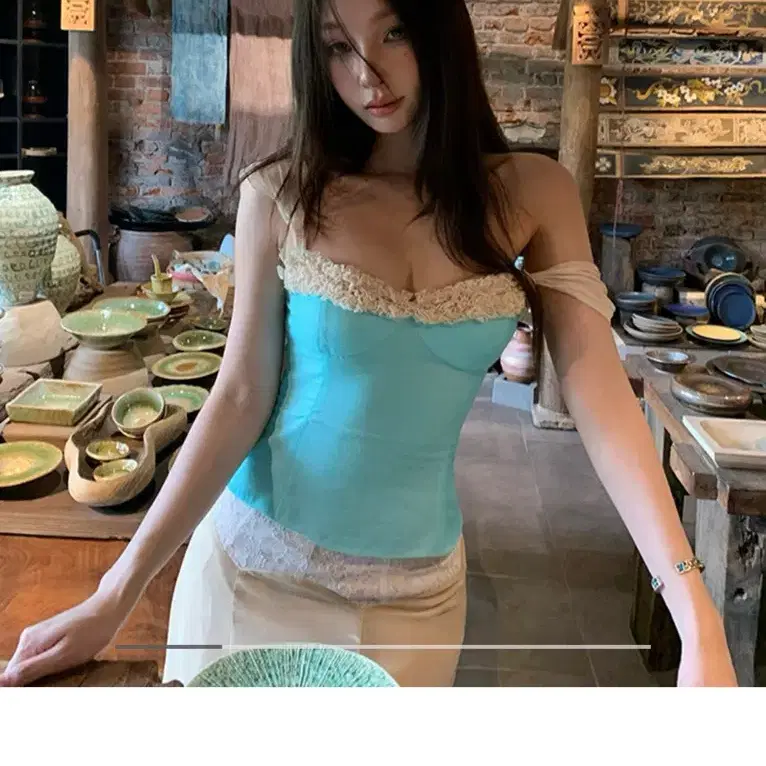 파리지앵바이브 민트 루렉스 린넨 러플 트리밍 탑 라지사이즈