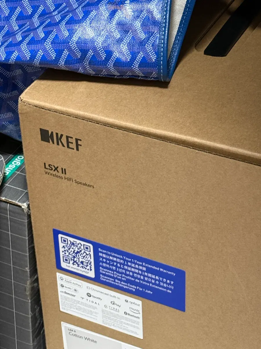 KEF LSX II (lsx2) 코튼 화이트 새제품 판매합니다.