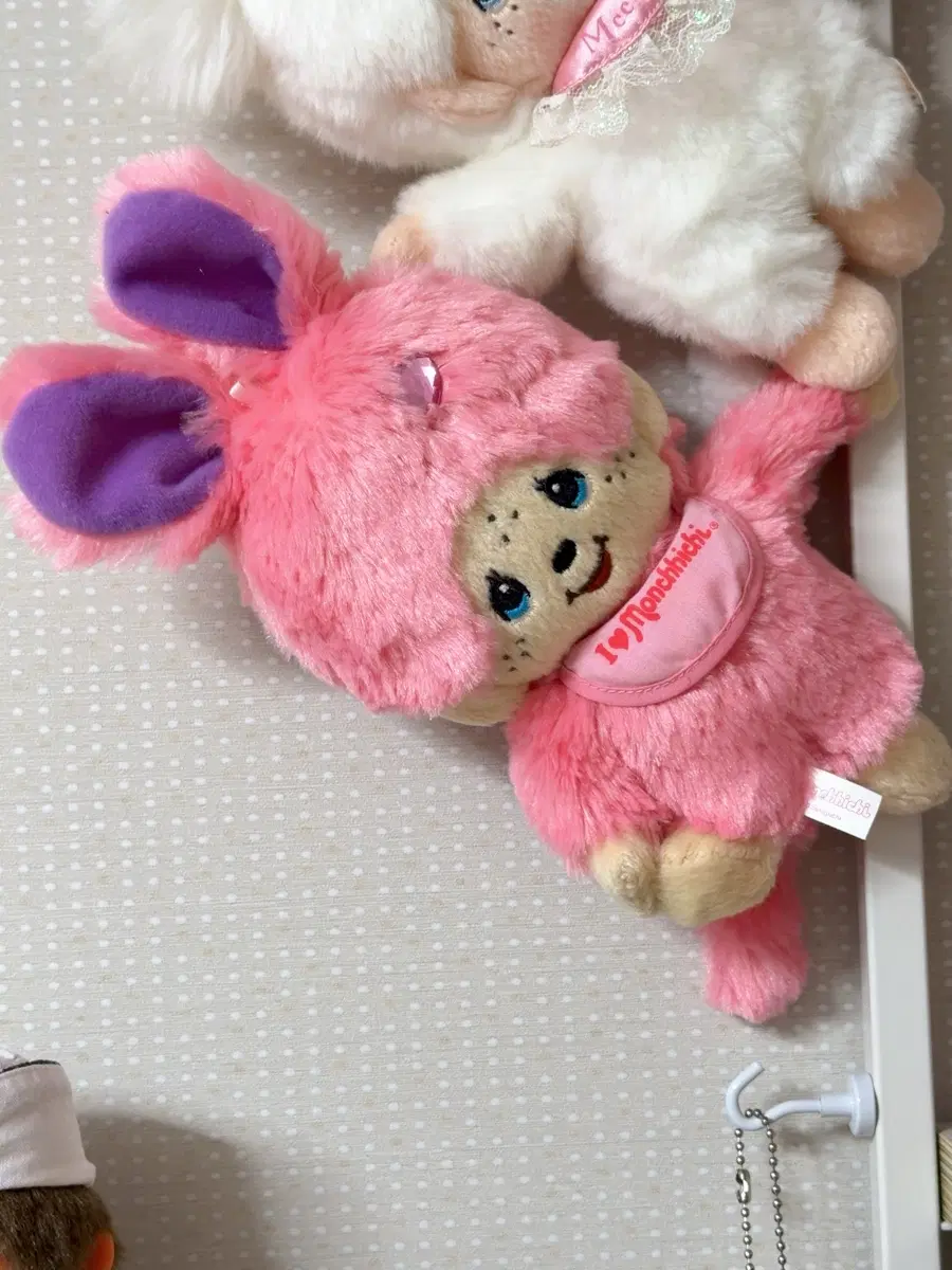 큐빅토끼 몬치치 손, 발 자석 봉제인형