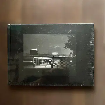 [ 새상품 미개봉 ] 시바타 토시오 사진전 [ Still in the Night ] 카탈로그
