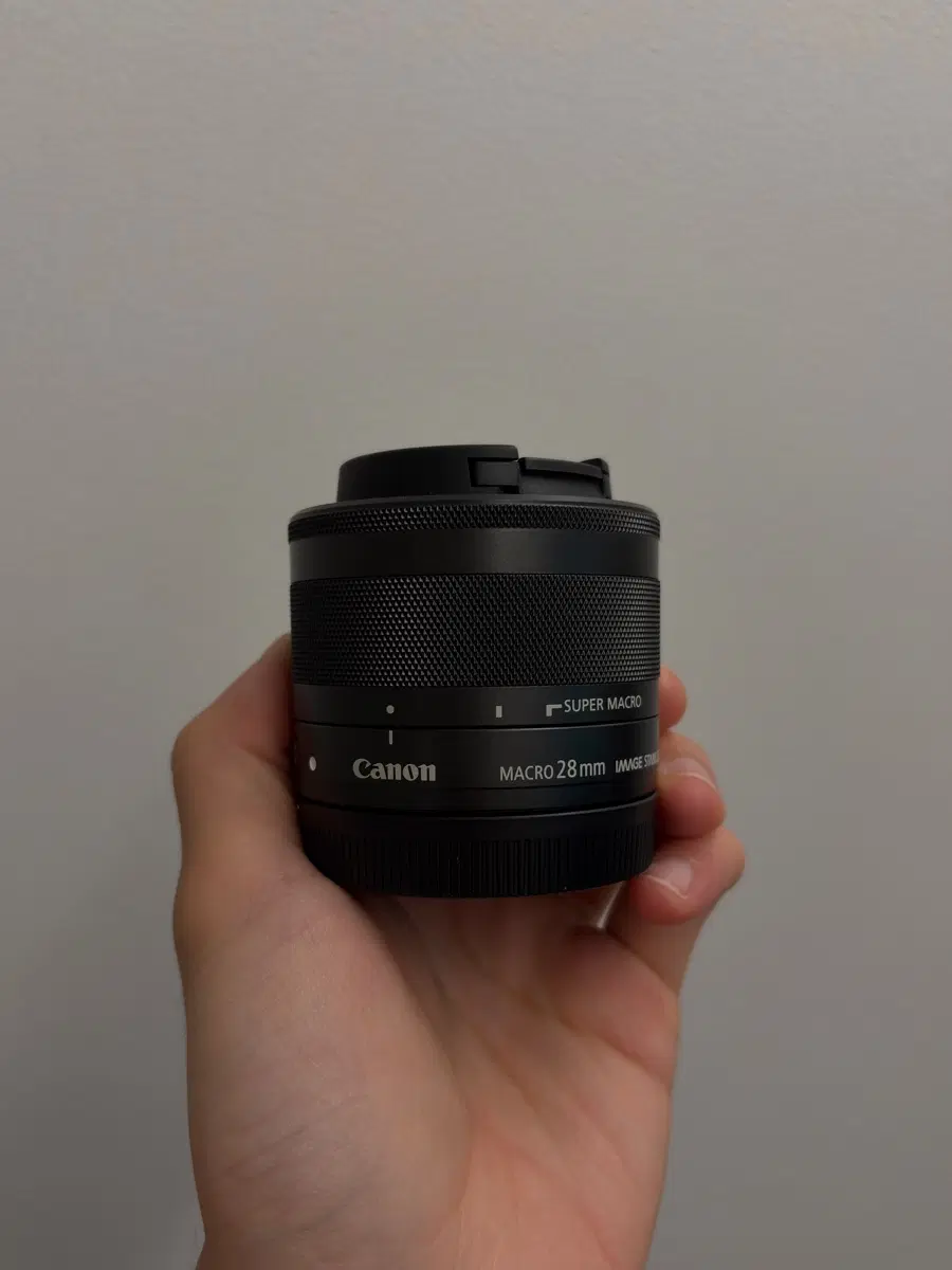 캐논 Eos M 28mm 마크로