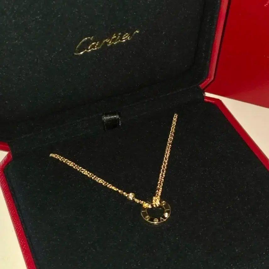 까르띠에 러브투다이아 18k 골드 목걸이 사진 3