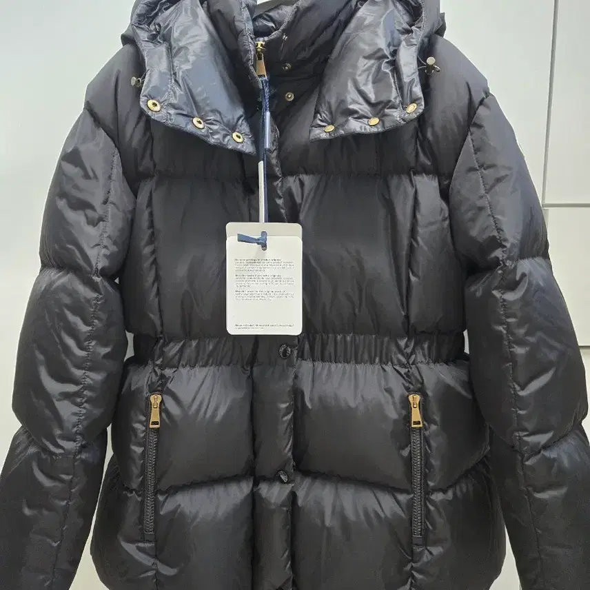 몽클레르 새상품 몽클레어 26년신상 agneux 아그뉴 아뉴 아그녹스 블랙 2 사진 4