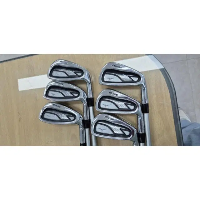 미즈노 JPX 800 FORGED 카본 6아이언