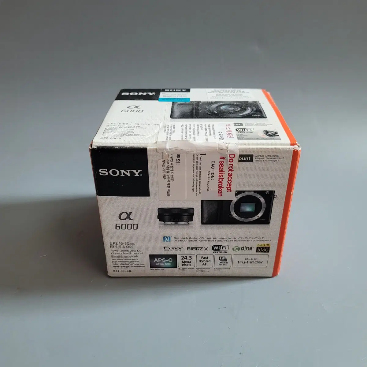 SONY 소니 미러리스 알파 6000 박스