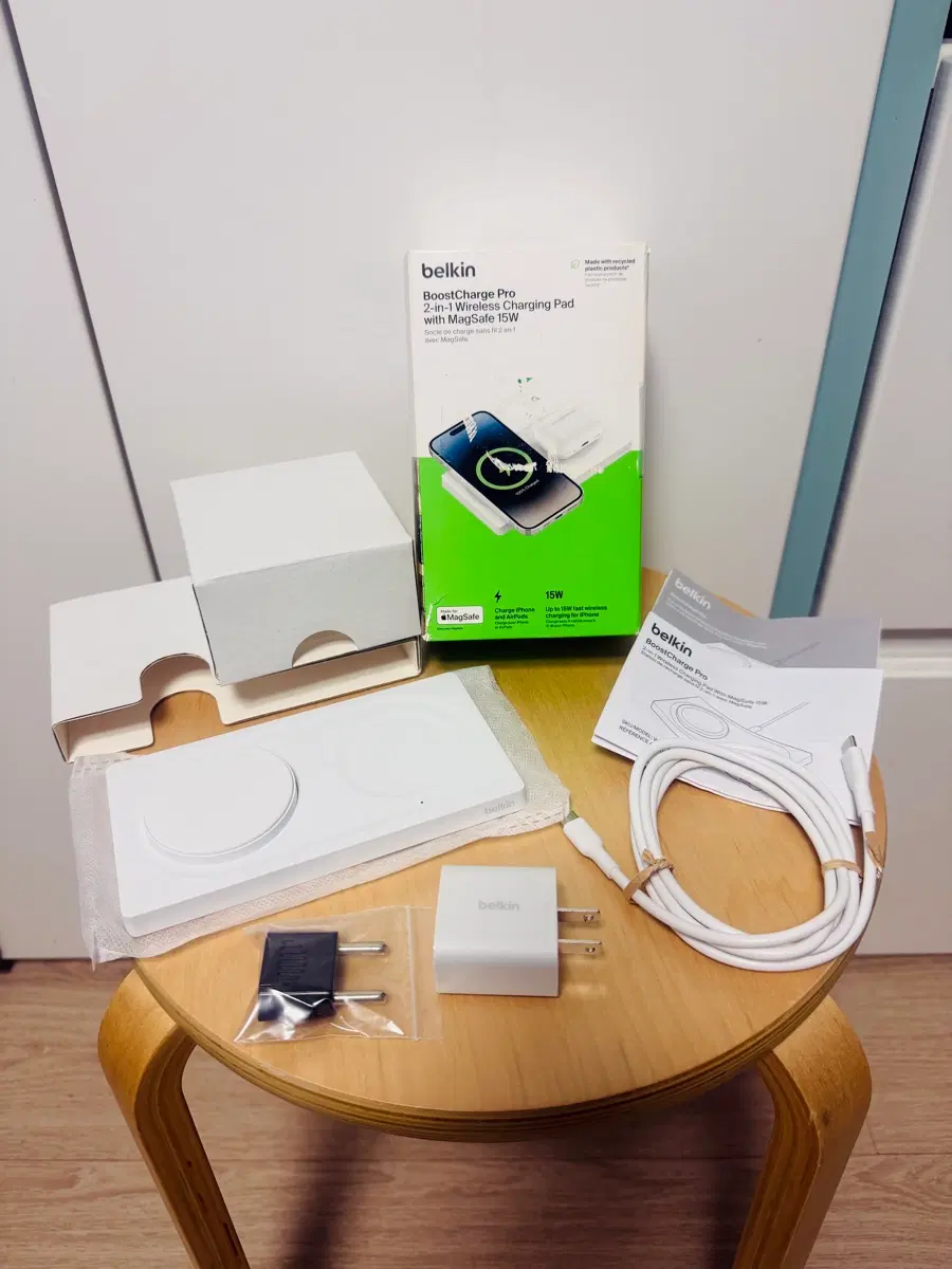 벨킨 MagSafe 2in1 무선 충전 패드 새제품 아이폰 에어팟 갤럭시 폴드 플립 8 울트라 16 17 맥스 버즈