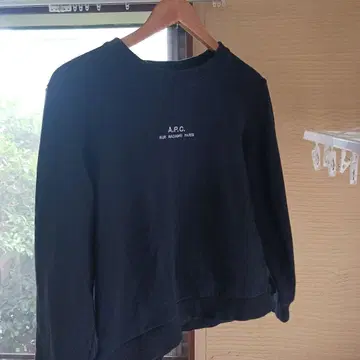A.P.C. 맨투맨 블랙 M 사이즈