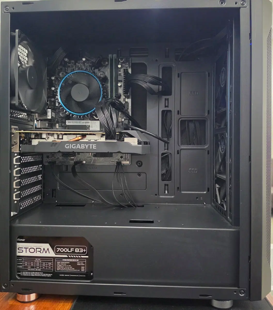 12700F 16G GTX1660TI 게이밍 컴퓨터 본체
