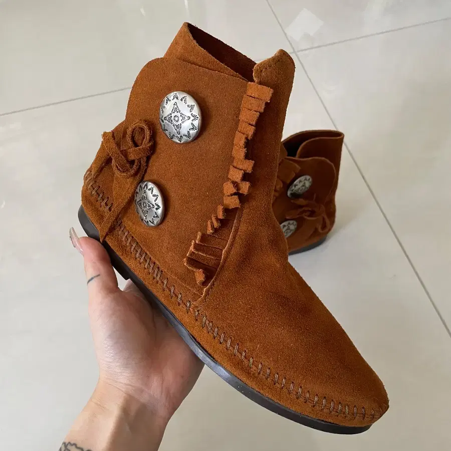 MINNETONKA 미네통카 soft-soled boots